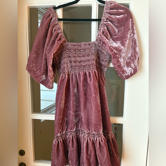 Free People smocked velvet mini dress w puff sleeves - Picture 1 of 3